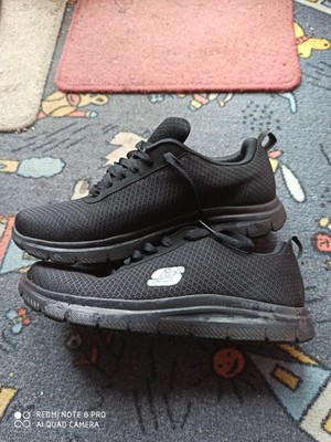 slip resistant shoes uk