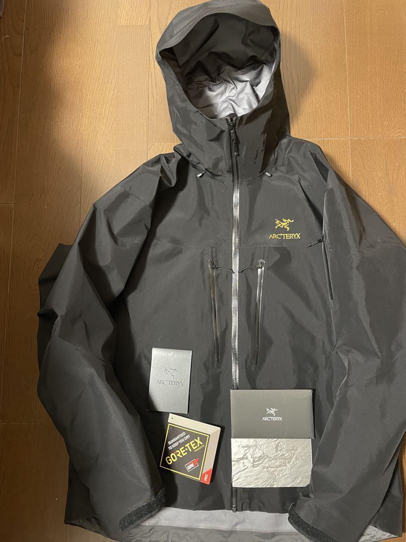 Arc'Teryx Alpha SV 24K Jacket Black & Gold Embroidery Rare Arc'Teryx Alpha SV 24K Jacket Black & Gold Embroidery Rare