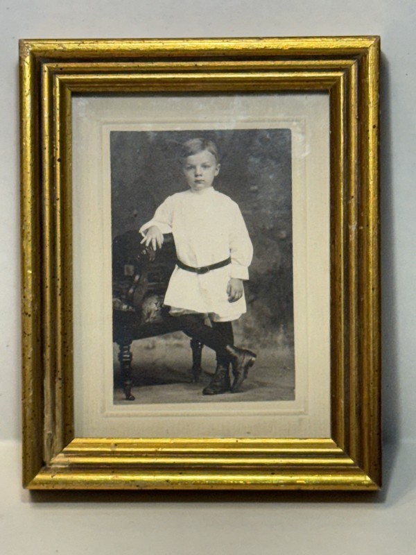 Vintage Miniature Tri-Cove Gilded Frame With Original Early Mtted Photo 5 x 4