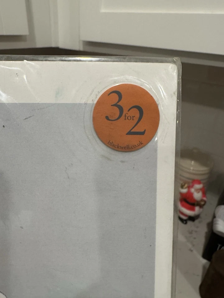 Impresión Banksy "Stop and Search" con Dorothy y un oficial de policía. Foto 3 de 4