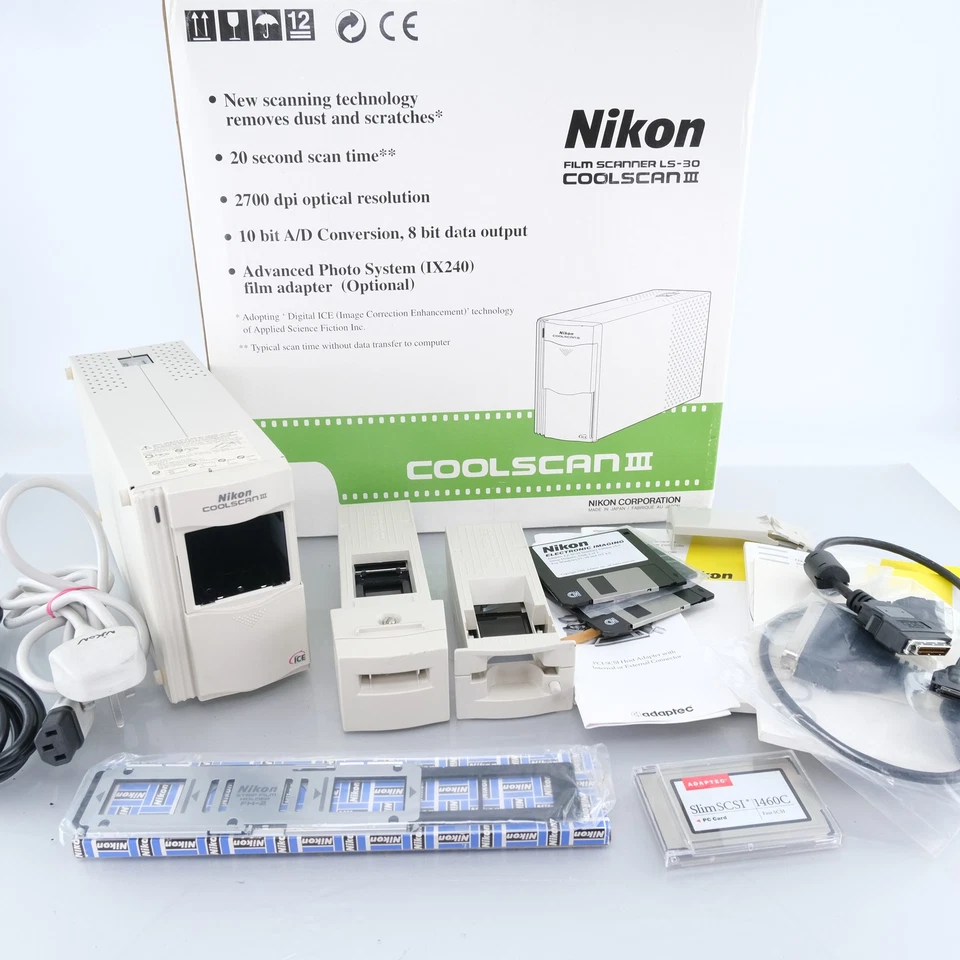 Nikon LS-30 Coolscan III Filmscanner 2700dpi 35mm Dia Negativ Adapter SCSI