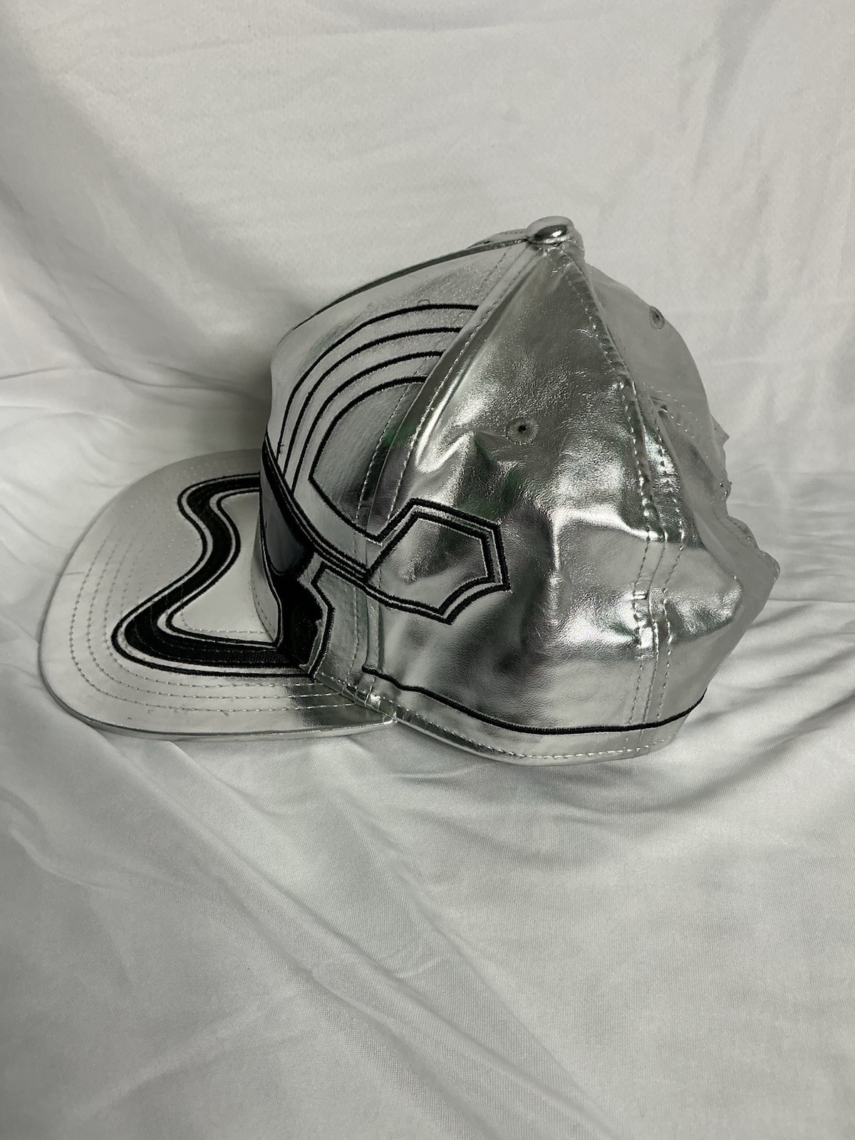 Star Wars Captain Phasma Adjustable Snapback hat - image 2