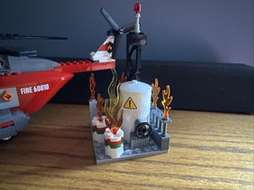 LEGO CITY: Fire Helicopter (60010) Completely Built w/Manual & Minifigs Retired