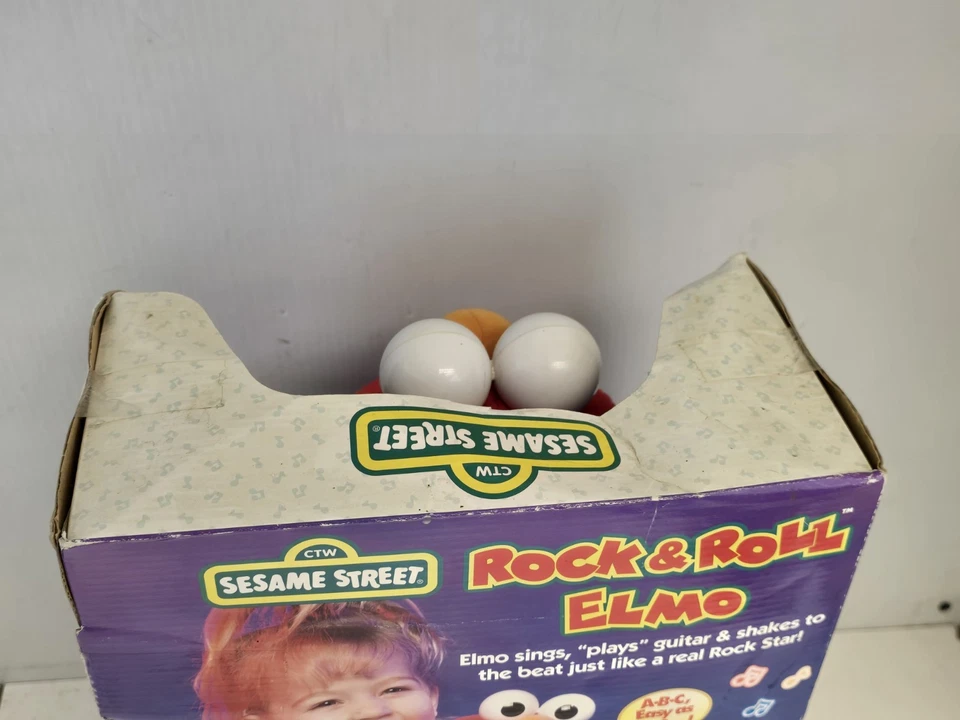 Vintage New 1998 Rock and & Roll Elmo Fisher Price Sesame Street In Original Box - Image 4 of 4
