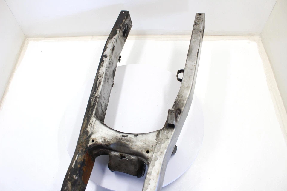 Suzuki Katana 750 1999 OEM basculante trasero suspensión trasera brazo oscilante Foto 4 de 4