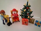 PLAYMOBIL Vintage 2003 Photo w SANTA Claus CHRISTMAS TREE w Gifts 5753