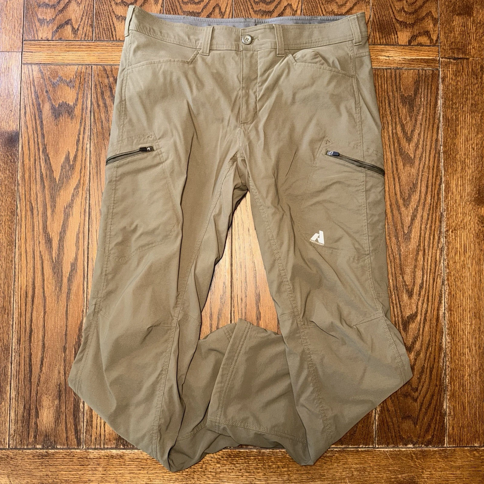 Eddie Bauer First Ascent Pants Men 38x34 Green Fleece Lined Stretch Nylon Hiking
Opens in a new wind