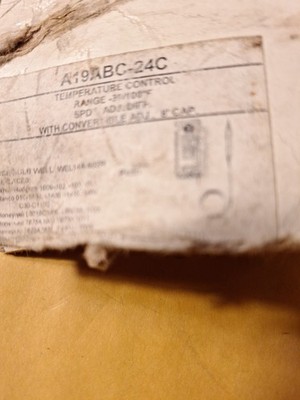 JOHNSON CONTROLS A19ABC-24C / A19ABC24C (BMT)