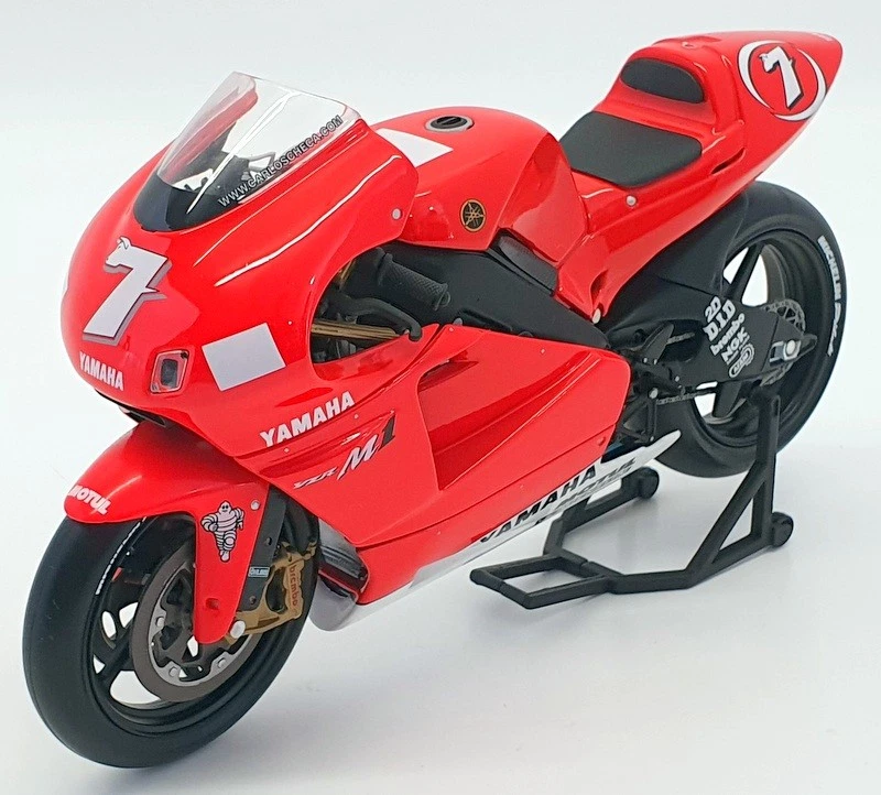 MINICHAMPS Yamaha YZR-M1 Contemporary Manufacture Diecast