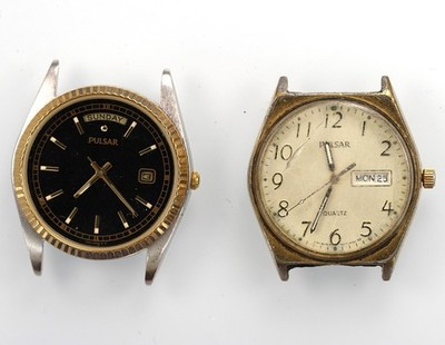 Pulsar Herrenuhr Edelstahl Gold Silber WR Day Date Batterie Nicht Funktionsfähig