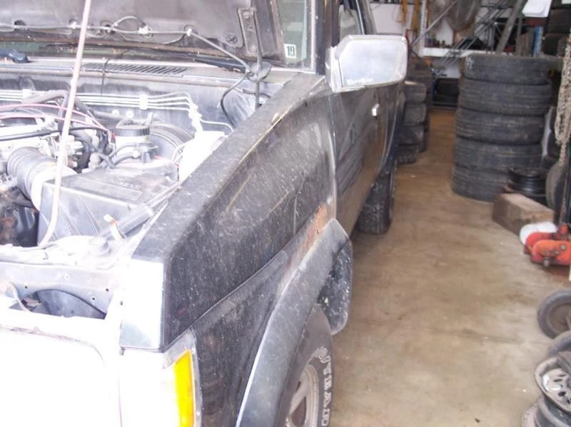 Alternador 6 cilindros para camioneta Nissan 94 10638569 Foto 4 de 4