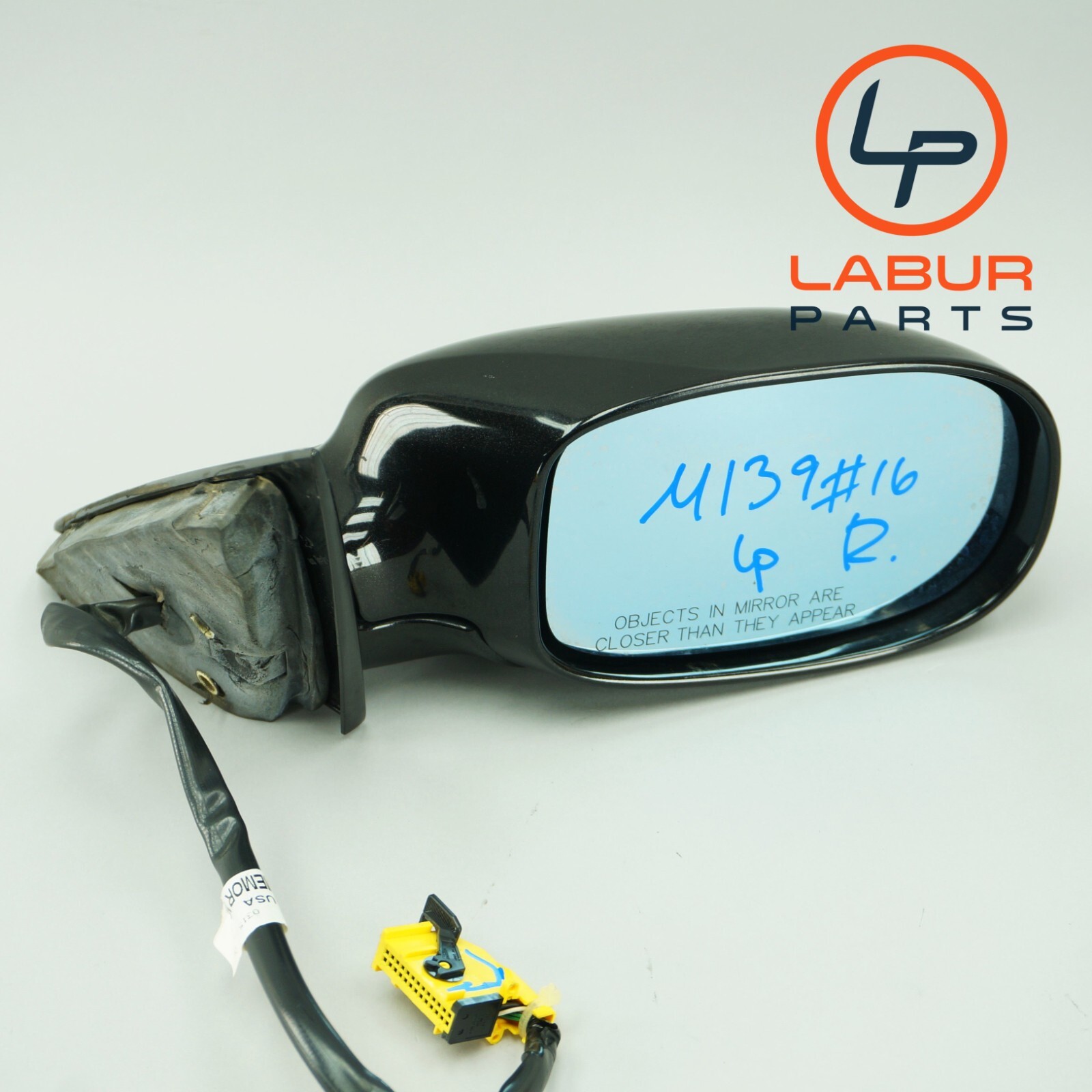 M139 05-08 Maserati Quattroporte Front Right Door Side Rear View Mirror C881