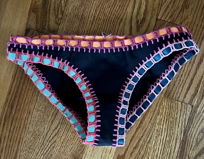 Women s Platinum Swimwear Crochet Trim Scoop Bottom Black Size Small NWT