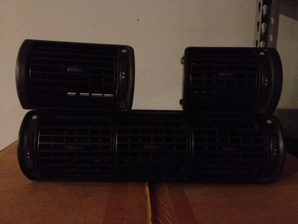 1997 年奥迪 A4 AC/HEAT VENTS(3 件套)免运费! CT — 第 2/4 张图片