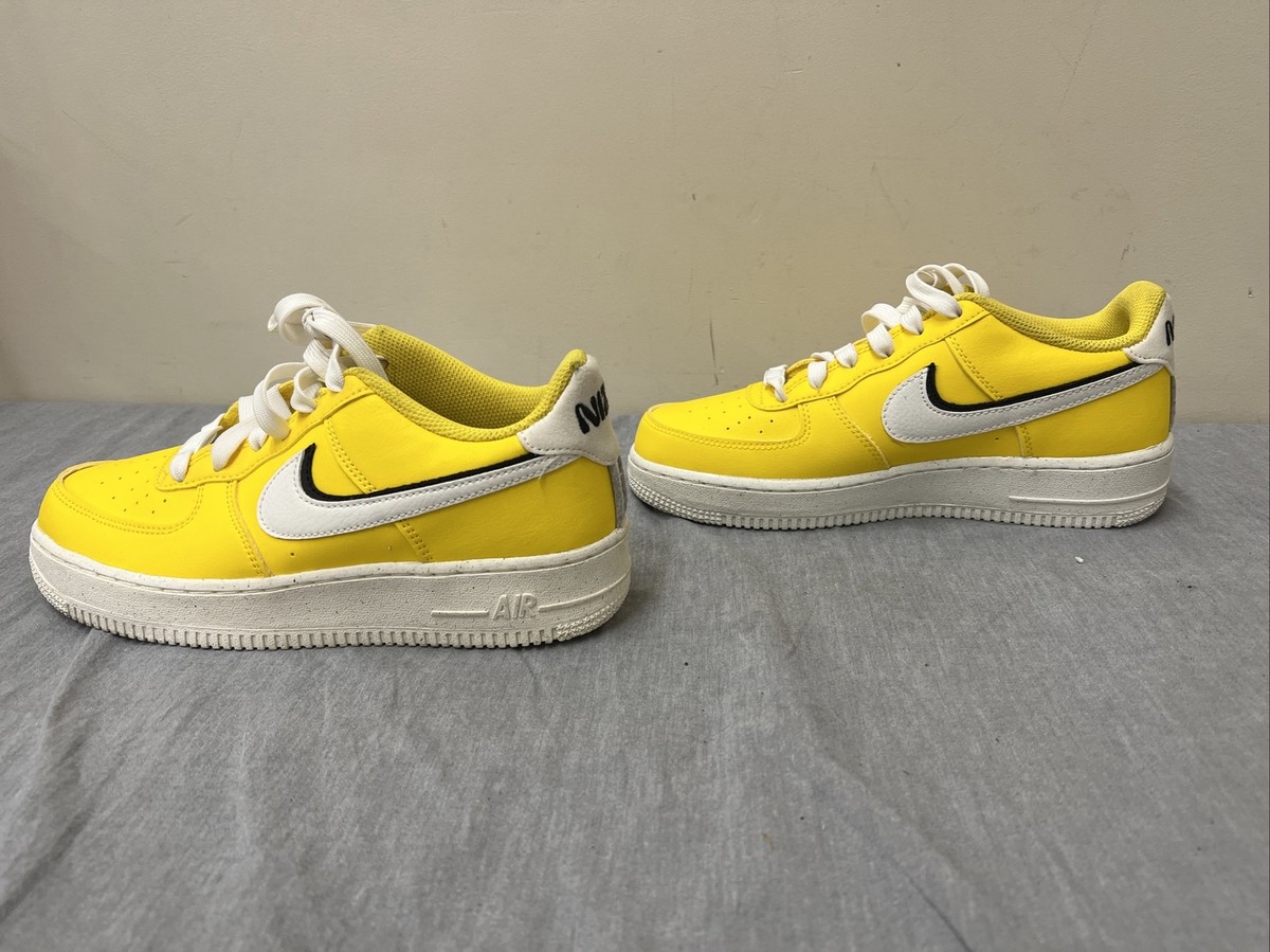 neon yellow trainers nike