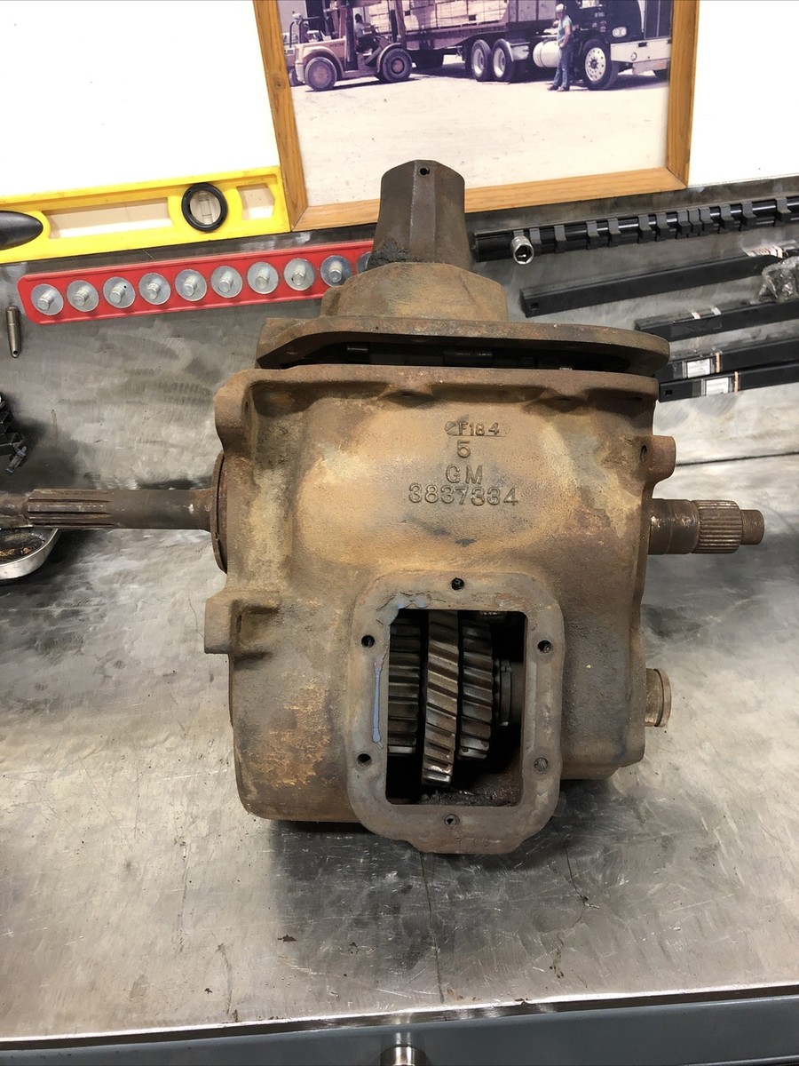 1954 - 63 FACTORY OEM GM MUNCIE Transmission 3837334 Casing 