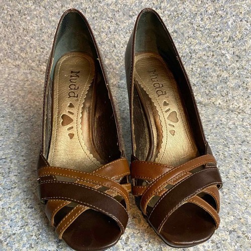 Mudd Zeona Brown Heels Size 6.5 | eBay