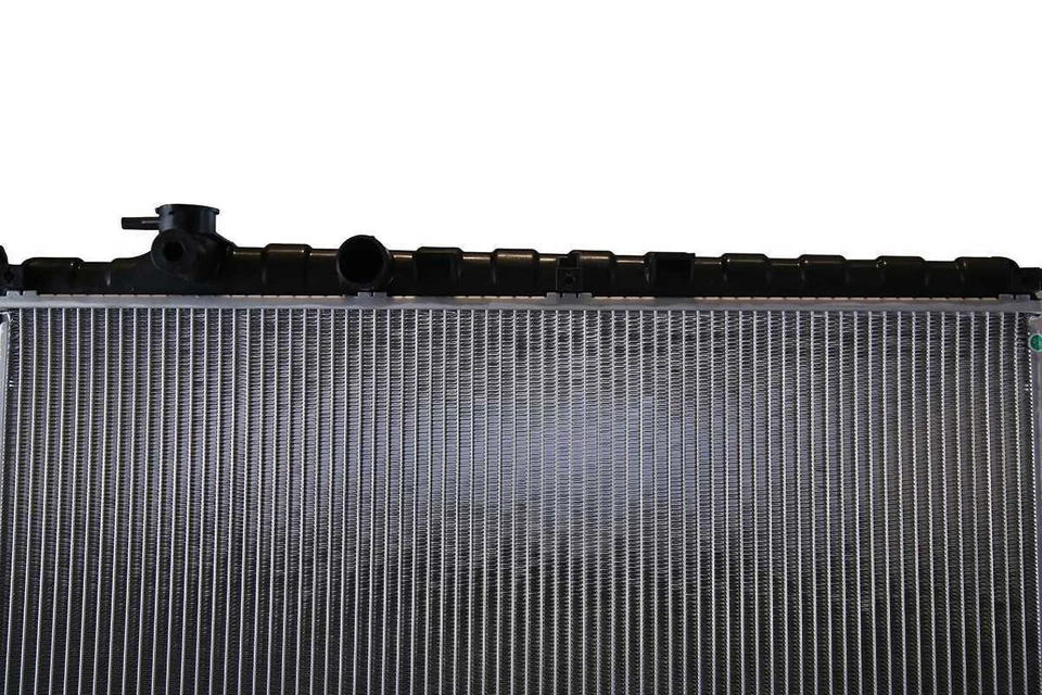 Radiator 2339 Fits 2004 HYUNDAI SONATA | KIA OPTIMA MAGENTIS 2.4L - Image 4 of 4