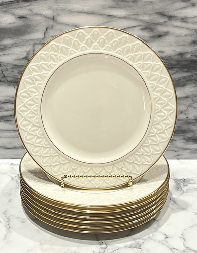 7 Lenox Jacquard Gold geprägt 8 1/8" Salat/Dessert/Beilagen Teller Made in USA Neu - Bild 1 von 13