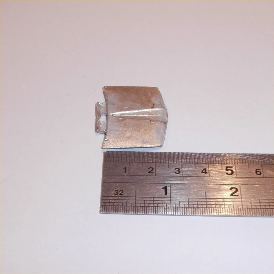 Dinky Toys 196 Holden Special Sedan Bonnet Hood - Image 3 of 4