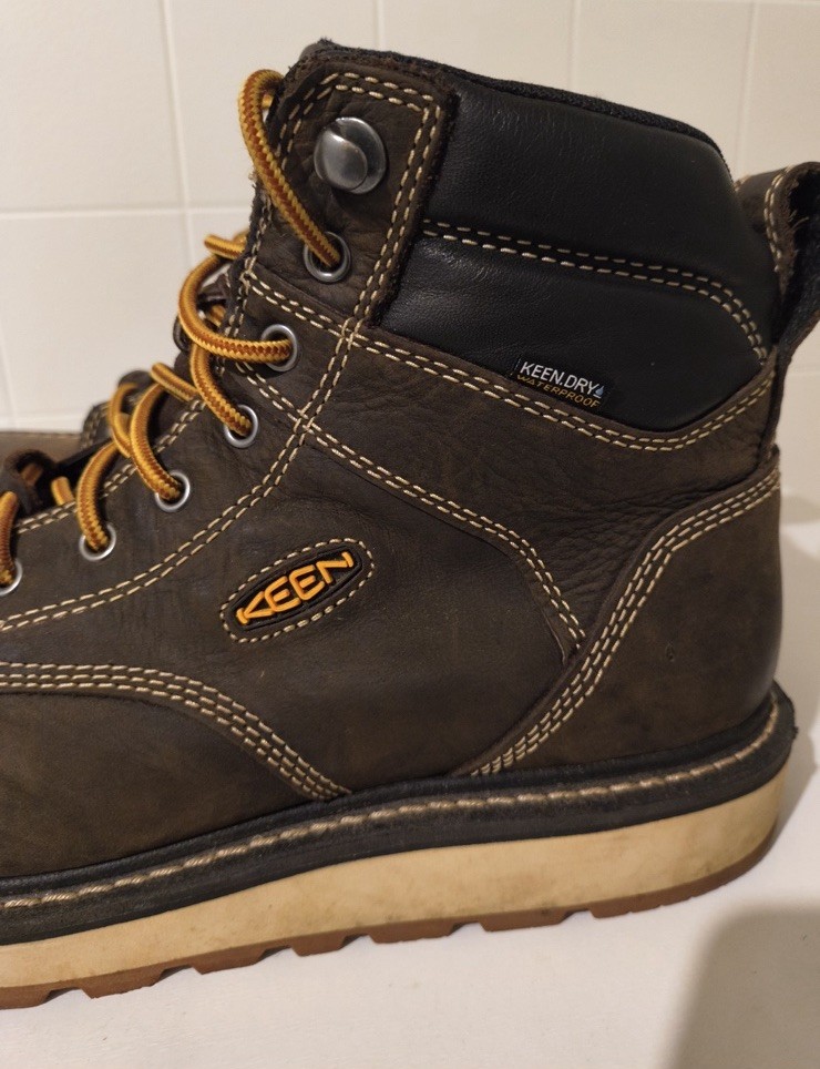 Stivali Uomo KEEN Utility Taglia 9 5 EE Punta Larga in Fibra di Carbonio