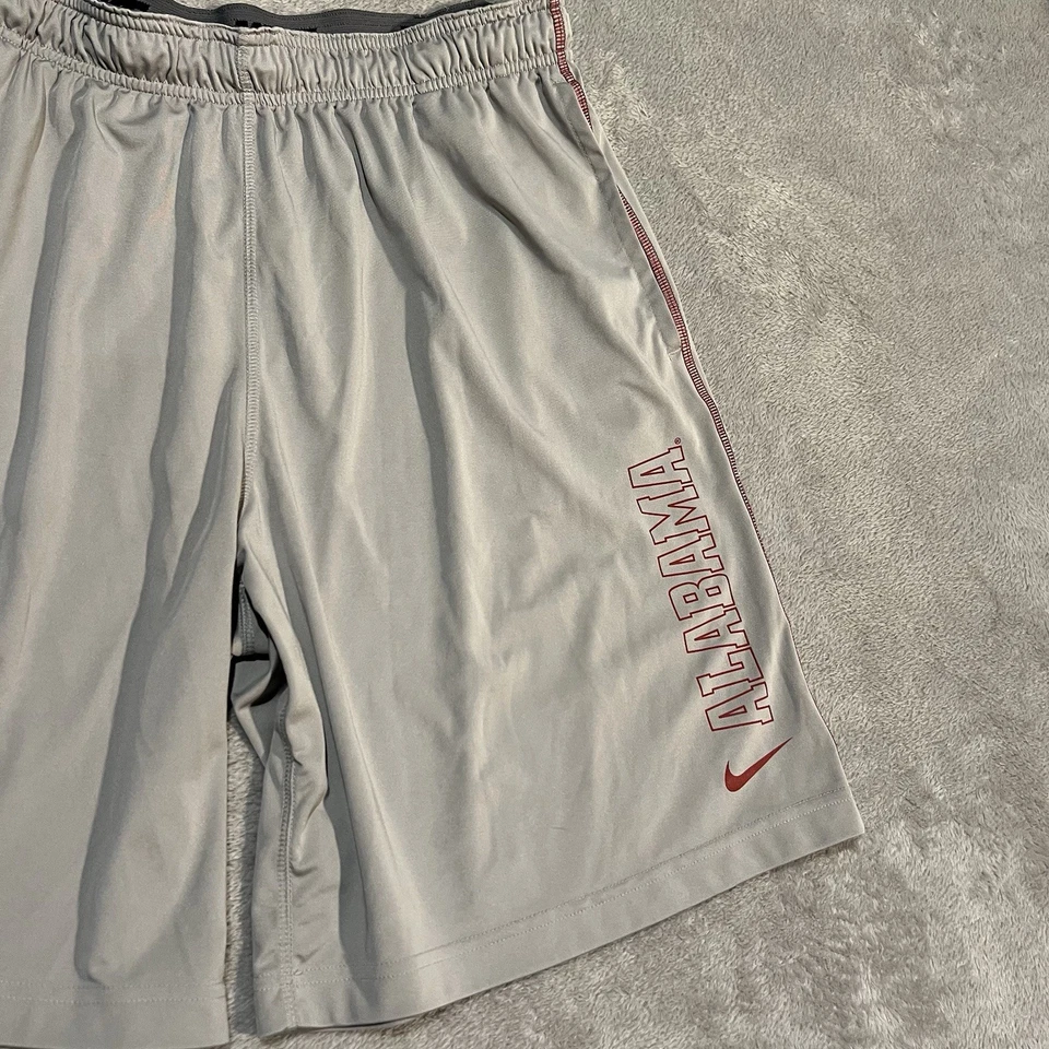 Alabama Crimson Tide Shorts Mens XL Grey Nike Dri-Fit Athletic Shorts - Image 2 of 4