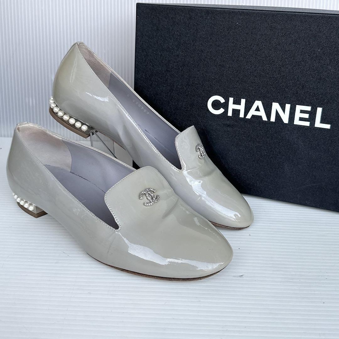 Chanel Coco Mark Loafers Shoes Gray Leather Size 36.5 US About6.5 For Women