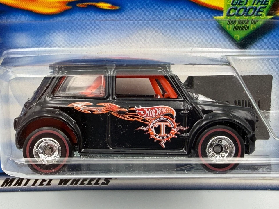 Hot Wheels 2002 Treasure Hunt MINI Cooper, Black, 1:64, NIB - Image 2 of 4