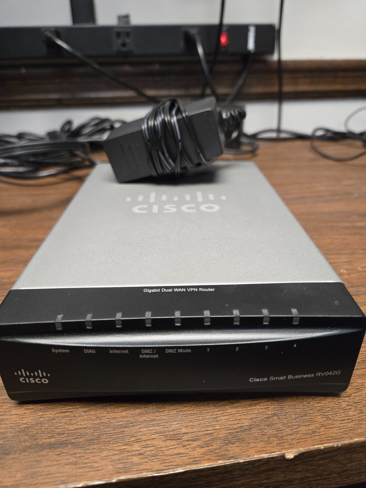 Firewall Vpn Router Network Security Firewall VPN Router Cisco RV042G V01 Dual WAN - Tested ...