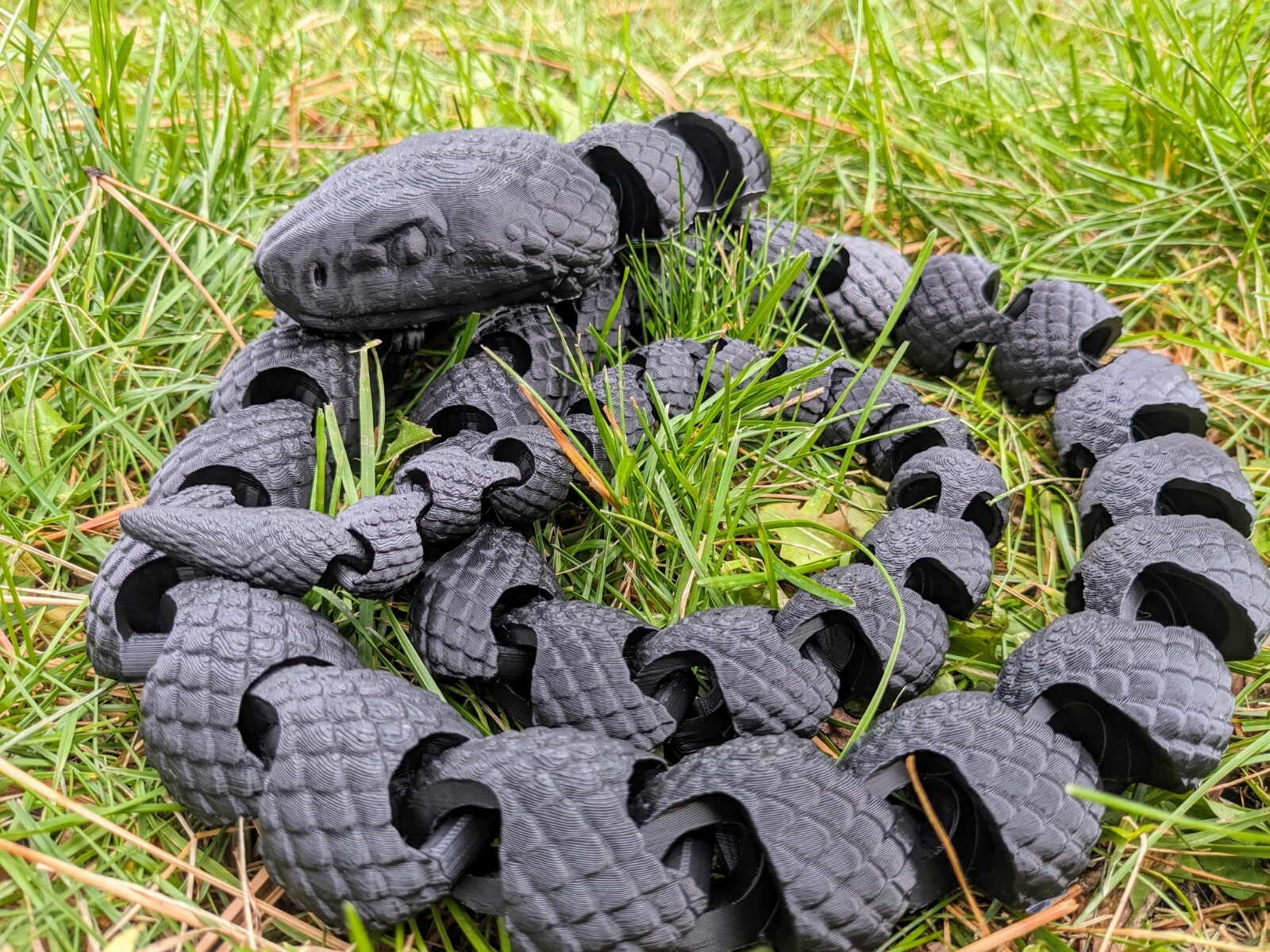 Large 3D Printed Articulated Snake Over 4 Feet Long!