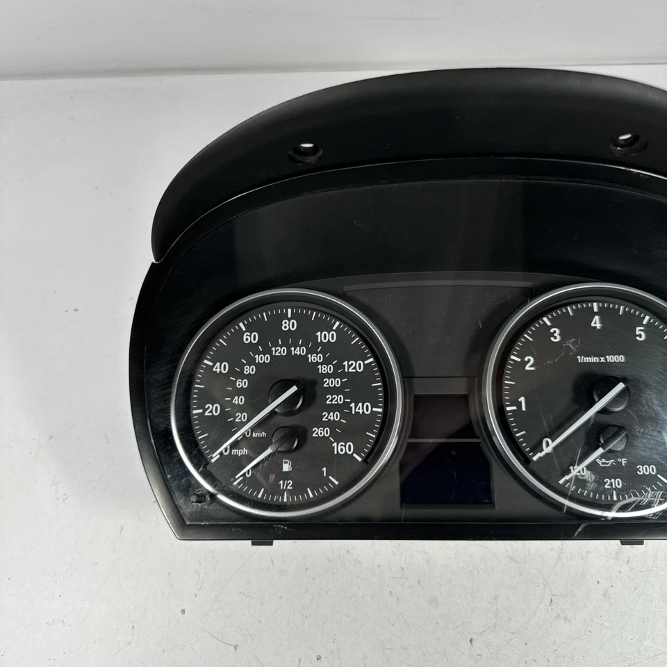 Cuadro de instrumentos velocímetro BMW 335i 2007-2011 medidores 9130229-01  Foto 2 de 4