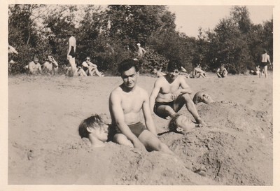 Vintage Photo Pretty Young Men in Swim Trunks Jungmann Snapshot 50s