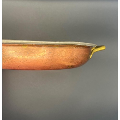 VINTAGE Copper Gratin Pan with Brass Handles 8” Diameter - Picture 7 of 10