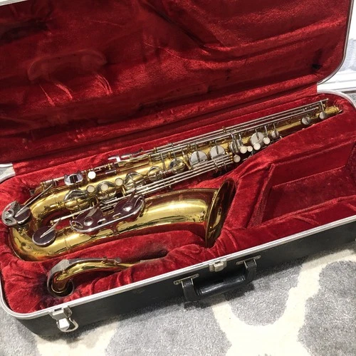 Vintage Armstrong TENOR  Saxophone with Case Serial # 4130831