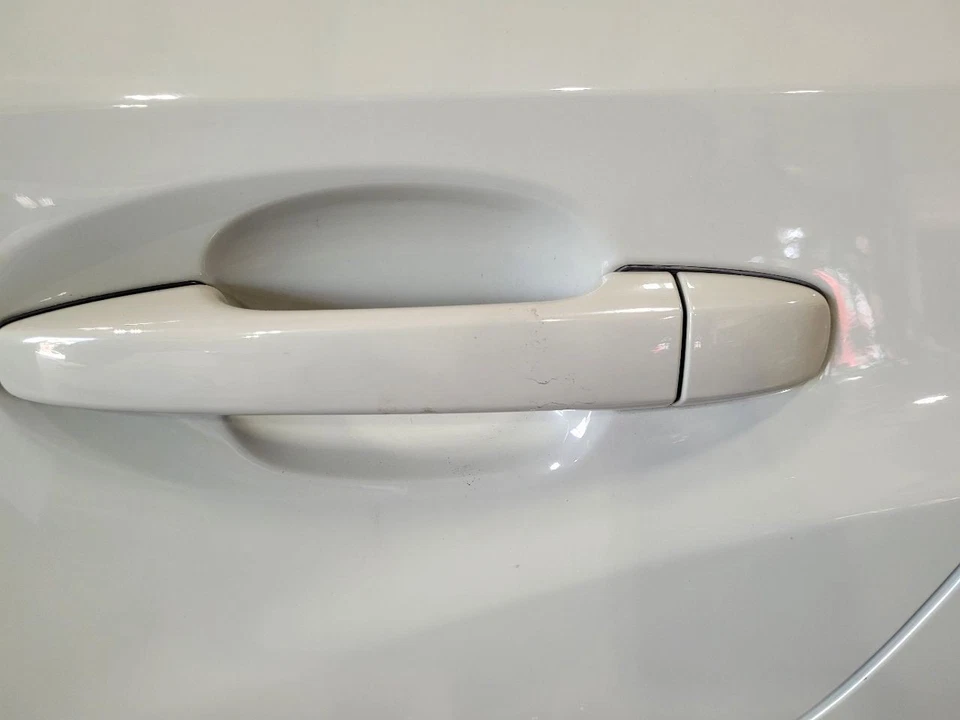 2013 - 2017 SUBARU XV CROSSTREK Driver Rear Side Door Electric  - Image 3 of 4