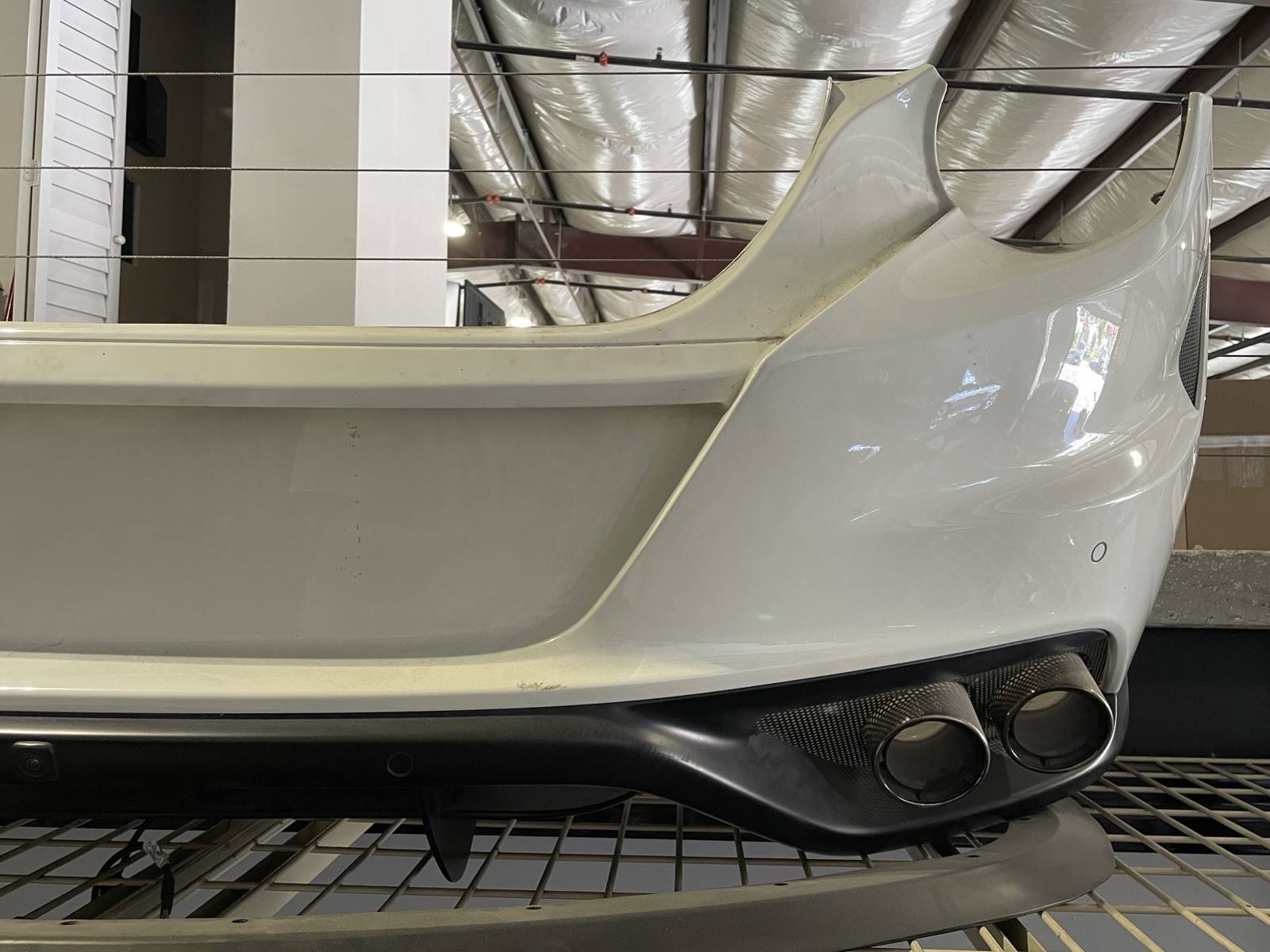 Ferrari Rear Bumper (white)