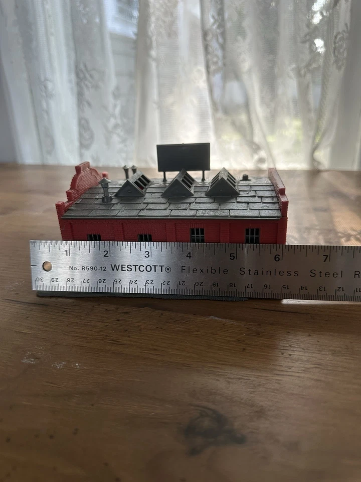 Lot W/Tyco HO-Scale Train Station, 2 Light Up Signs, Power Button Not Tested - Image 3 of 4