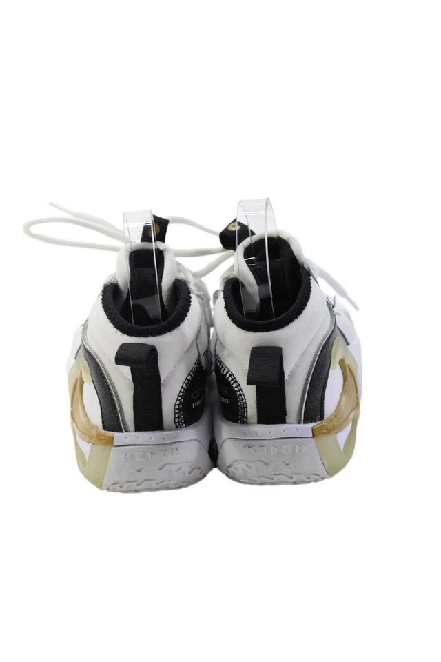 Zapatillas deportivas Nike para niños con suela de goma con cordones blancas negras talla 5 Foto 3 de 4