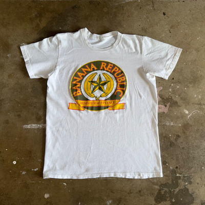 80s VINTAGE BANANA REPUBLIC MINISTER OF FINANCE T-SHIRT MEN SZ M
