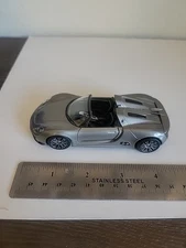 Welly Porsche Spyder 918 Not Pullback 