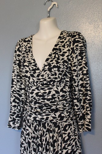 Robe Cocktail Soie Vermillon BCBG Max Azria - Taille XS - Neuf Avec étiquettes