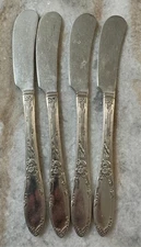 4 Flat Handle Butter Spreader Chateau Silverplate 1934 by Oneida Silver 6 3/8"