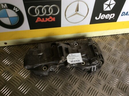BMW 2011 2.0 DIESEL N47 Zusatzhalterung 8506863 OEM