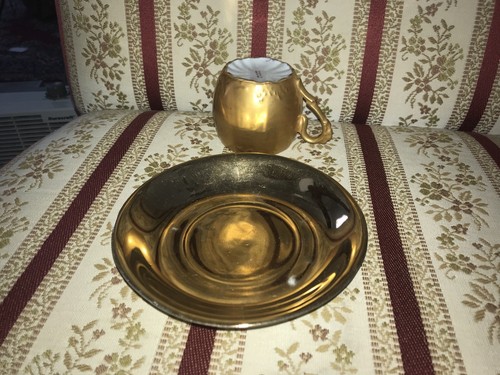 EXQUISITA TAZA Y PLATILLO DE PRESENTACIÓN ANTIGUA DE PORCELANA ALTAMENTE DORADA - Imagen 5 de 11