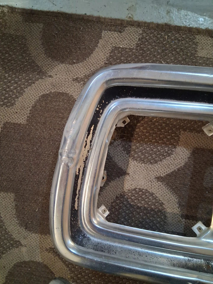 1974 1975 1976 Dodge Truck, Ramcharger D100 W100 Grill - Image 2 of 3