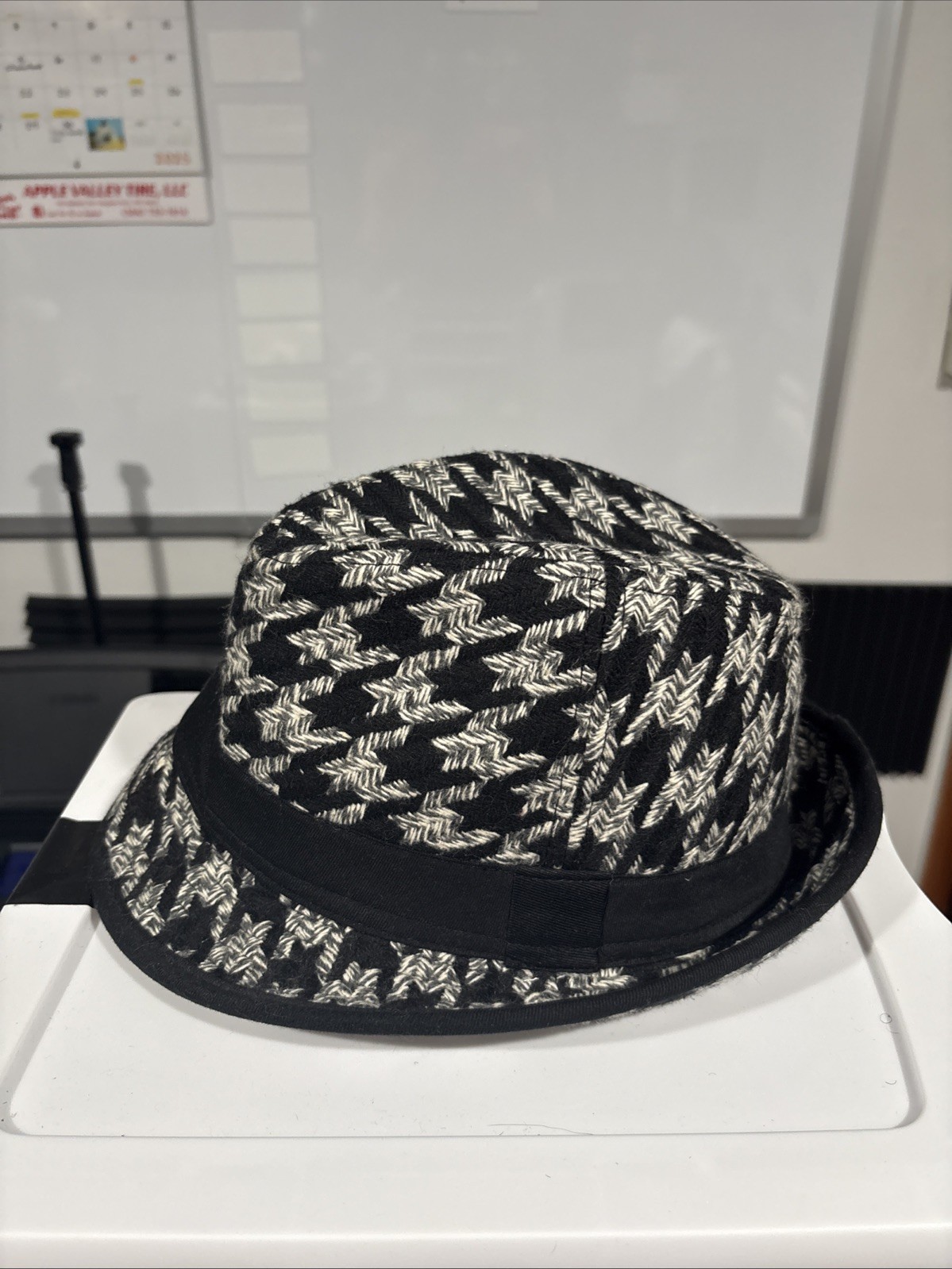 Black Gray UBi Fedora Hat Medium Large Polyester Wool Blend-image