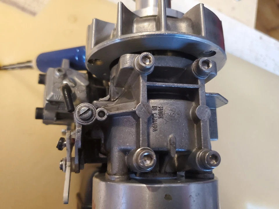 Benzin Modell Verbrennungsmotor mit Magnetzündung und Walbrovergaser - Bild 4 von 4