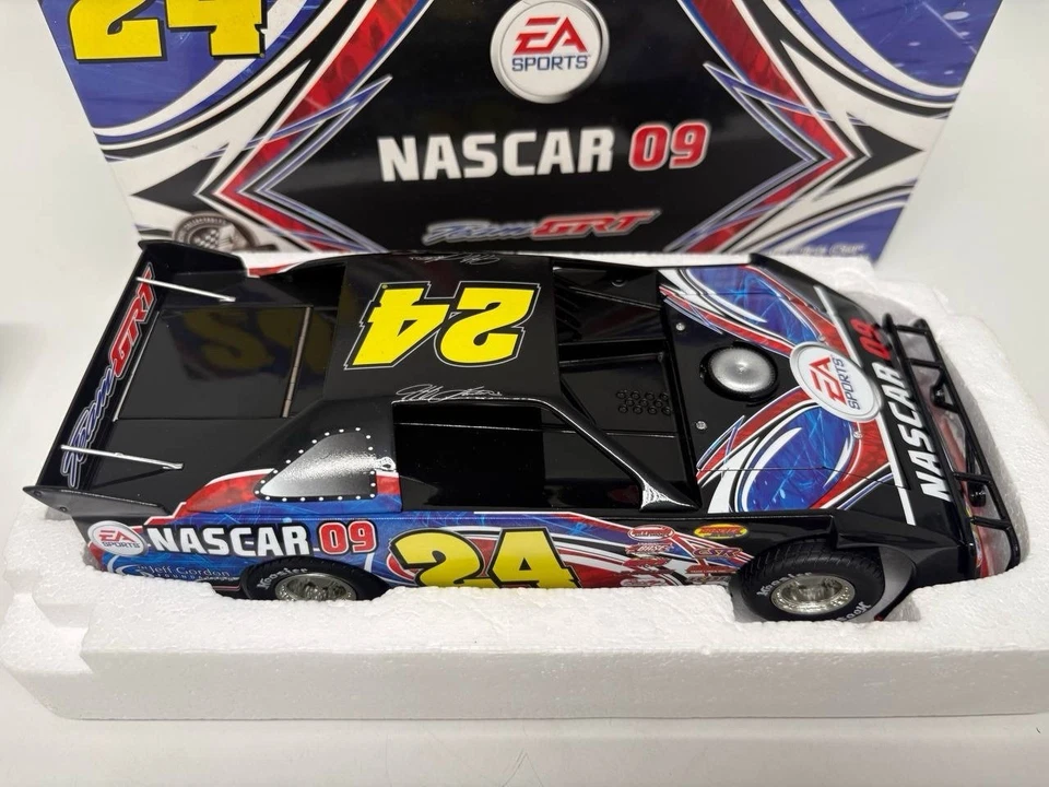 JEFF GORDON #24 E/A SPORTS '09 ГРЯЗЬ АВТОМОБИЛЬ ПРЕЛЮДИЯ К МЕЧТЕ НОВЫЙ И RARЕ ADC - Изображение 2 из 4