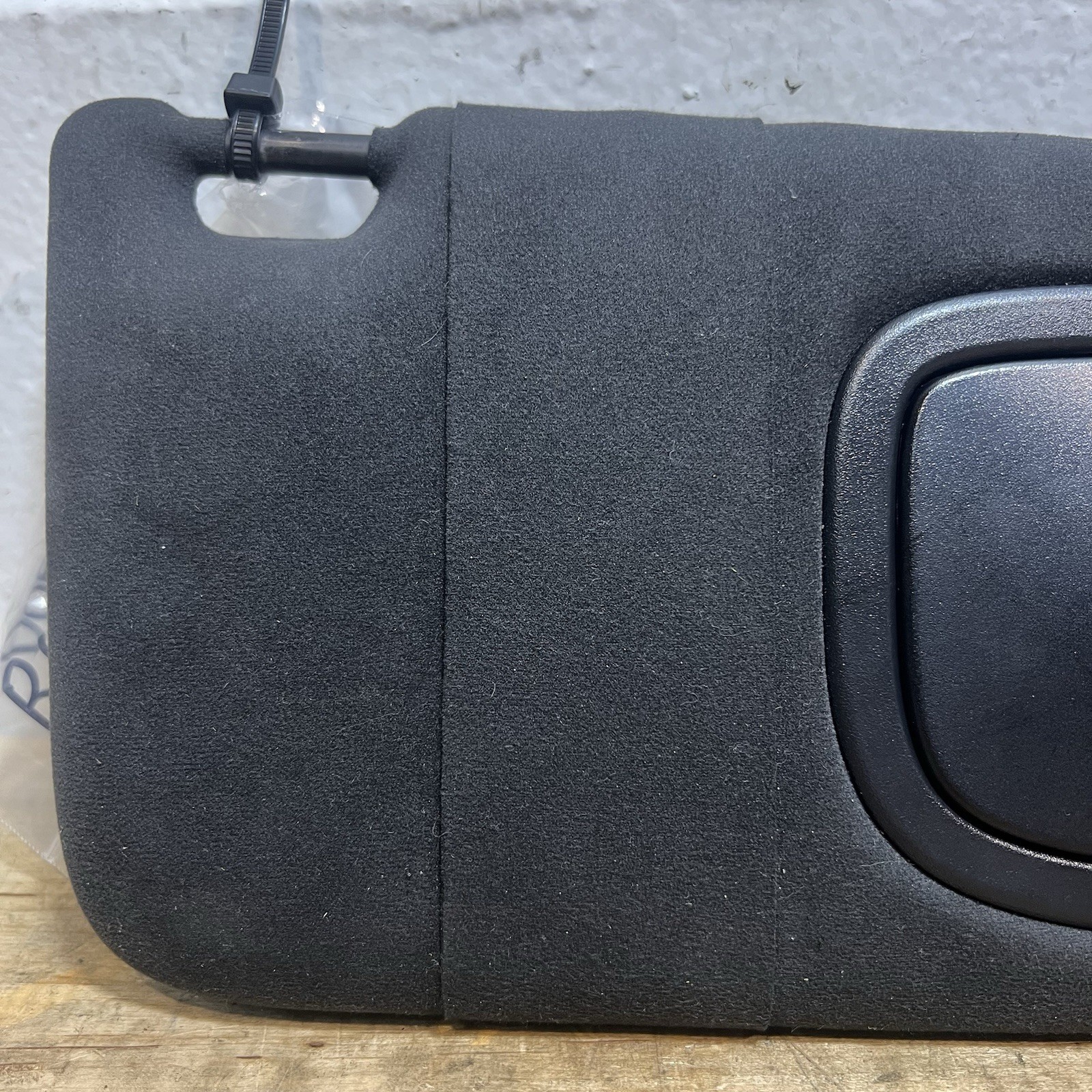 2014-2019 Maserati Ghibli Right Passenger Front Sunvisor DAMAGED
