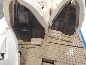 LEGO Creator 10234 - Sydney Opera House - Complete w/ Instructions! Retired
